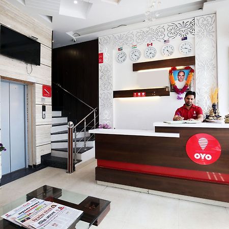 Oyo Rooms City Centre Guru Nanak Bhawan Amritsar Buitenkant foto