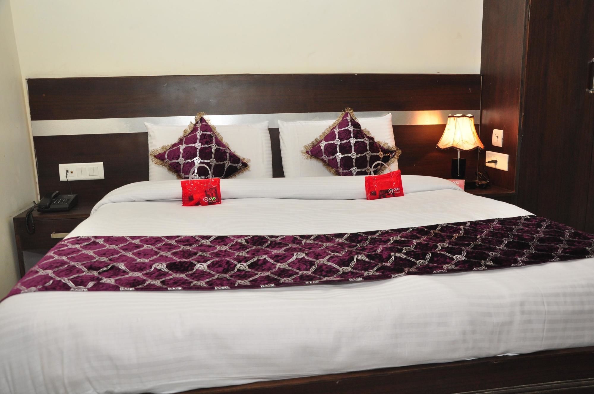 Oyo Rooms City Centre Guru Nanak Bhawan Amritsar Buitenkant foto