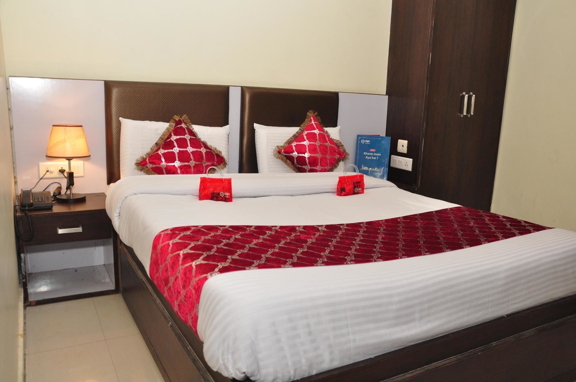 Oyo Rooms City Centre Guru Nanak Bhawan Amritsar Buitenkant foto