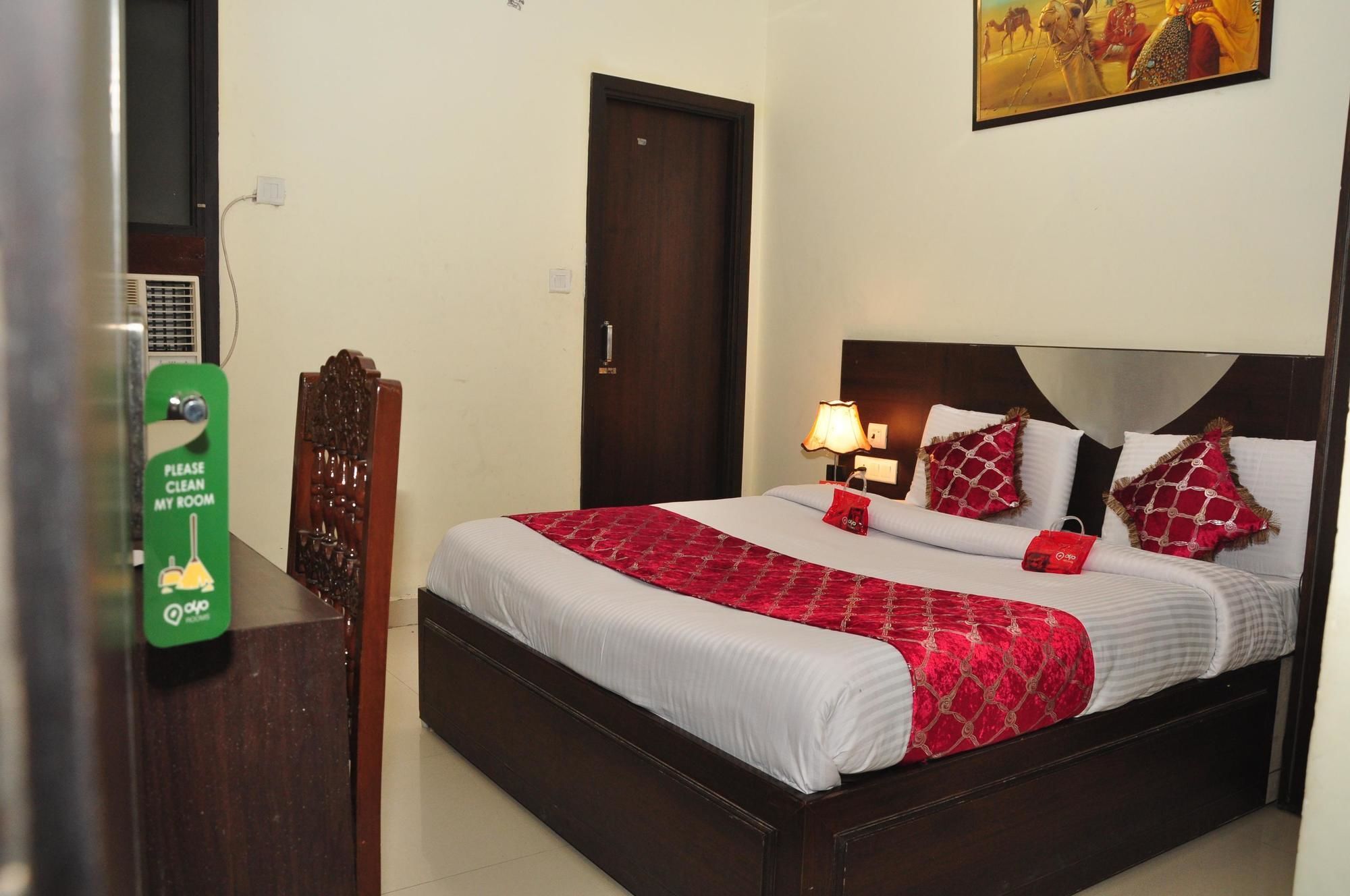 Oyo Rooms City Centre Guru Nanak Bhawan Amritsar Buitenkant foto