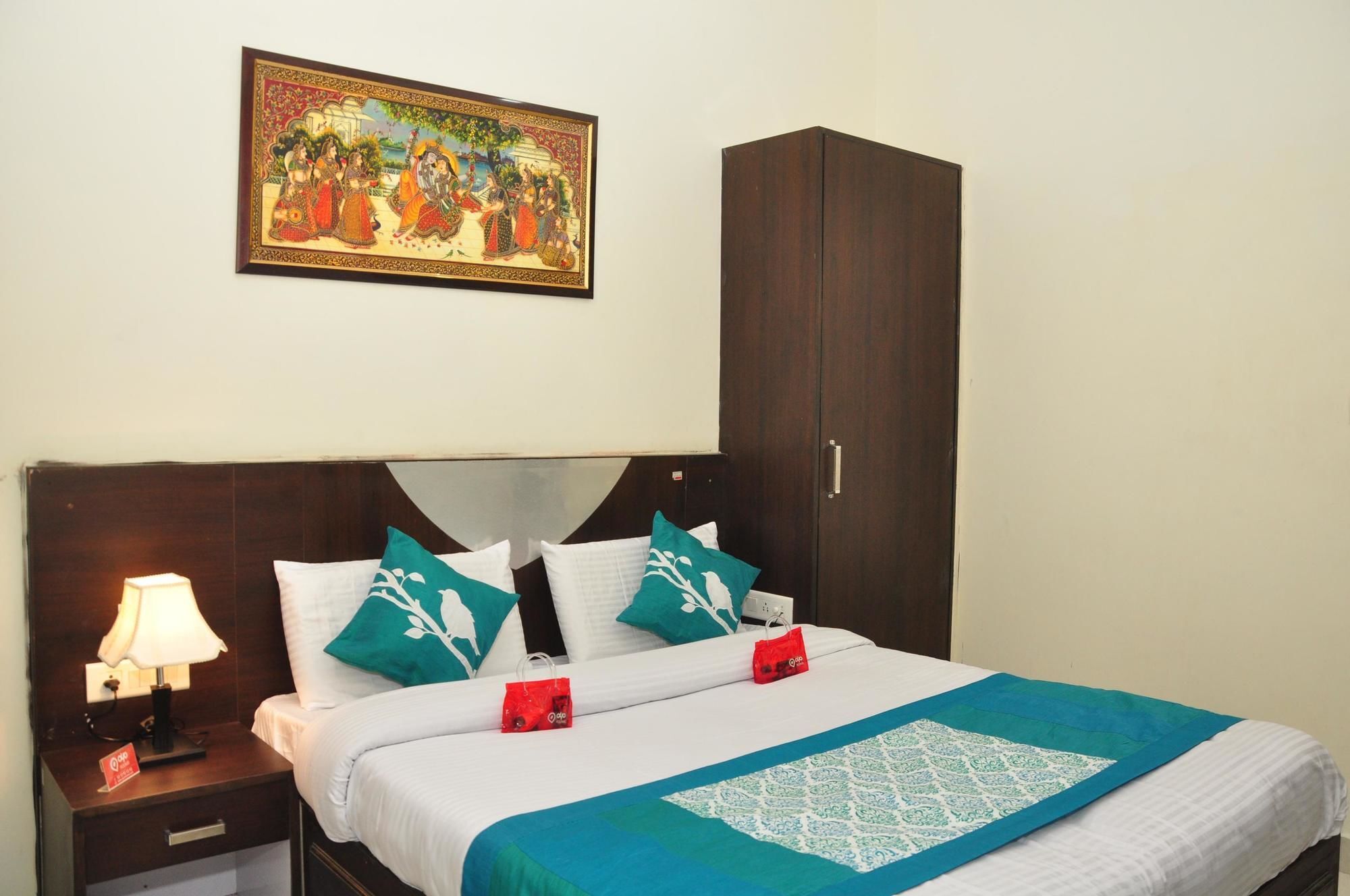 Oyo Rooms City Centre Guru Nanak Bhawan Amritsar Buitenkant foto
